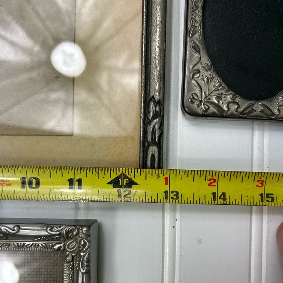 Vintage Frames Silver Photo Frame Wall Hanging Gallery Metal Wood Lot of Four - Picture 5 of 9
